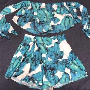 Luxxel two piece tropical set